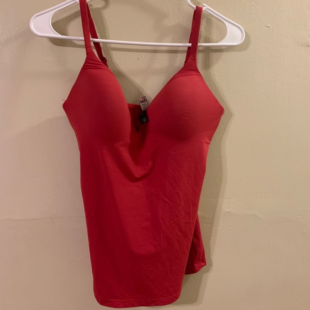Victoria’s Secret lingerie body by victoria tank top bra camisole shirt RARE